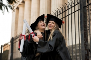 Best UK Scholarships for International Students in 2024! Best UK Scholarships for International Students in 2024!